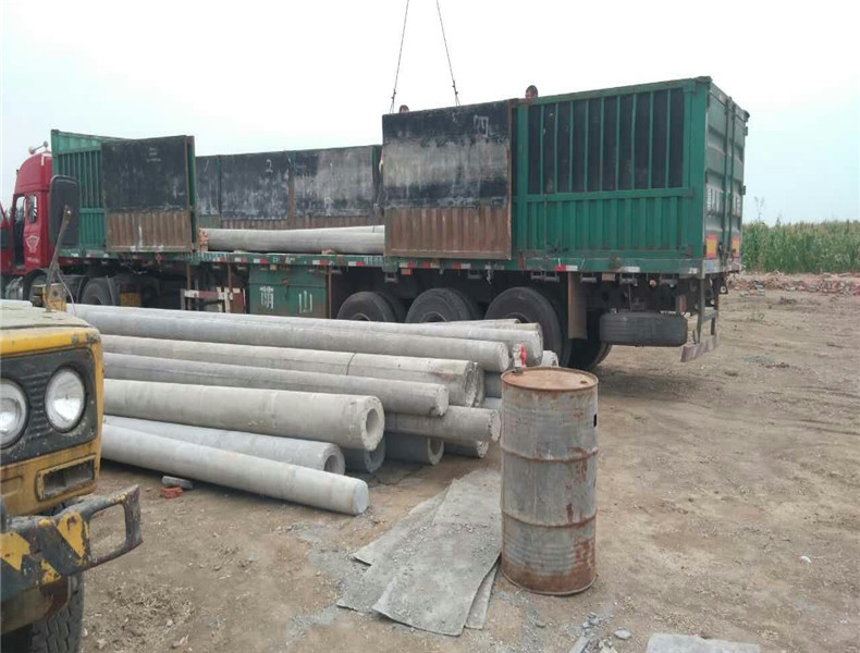 水泥電線桿施工現(xiàn)場