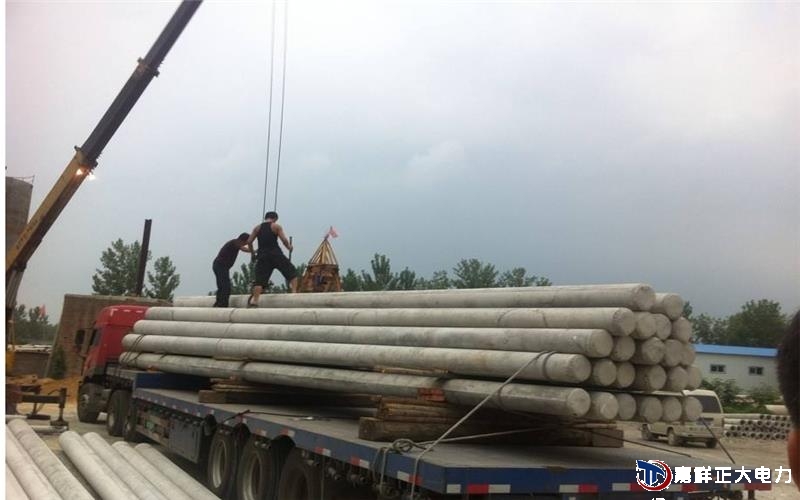 電線桿在安裝接地裝量前的涵驗(yàn)對于臨時(shí)斷電的線路,在保護(hù)性接地安裝前架線工必需確認(rèn)線路己停電 電線桿在安裝接地裝量前的涵驗(yàn)對于臨時(shí)斷電的線路,在保護(hù)性接地安裝前架線工必需確認(rèn)線路己停電