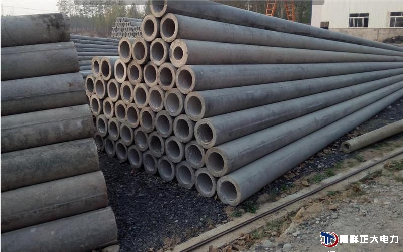 9米電線桿被廣泛應(yīng)用于城市農(nóng)村高低壓電網(wǎng)的改造及各種電力通訊線路的架設(shè) 9米電線桿被廣泛應(yīng)用于城市農(nóng)村高低壓電網(wǎng)的改造及各種電力通訊線路的架設(shè)